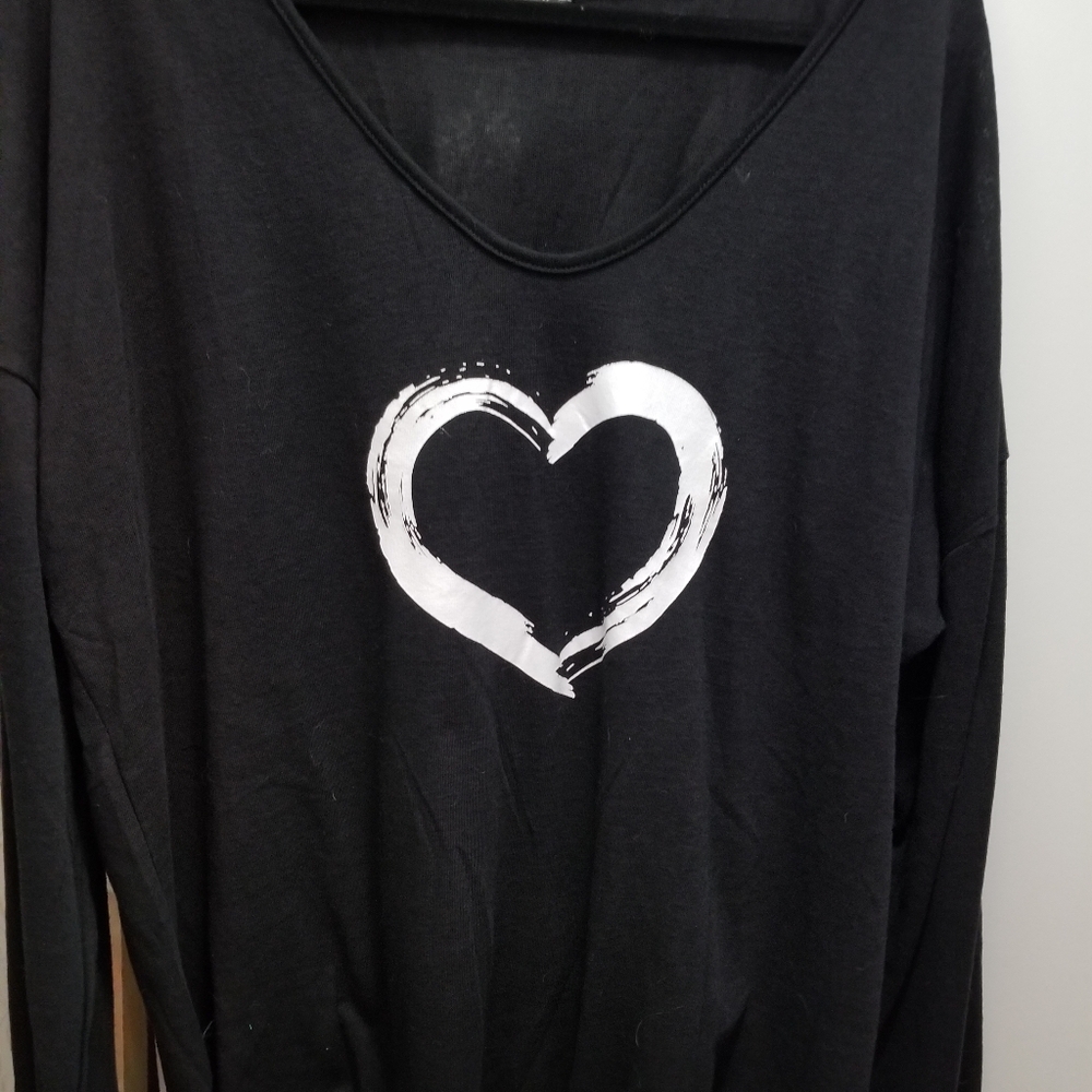 Heart Graphic Long Sleeves
